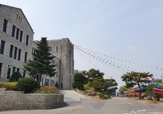 東国大学（ソウル）